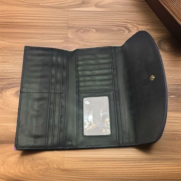 Trina Turk Tri-Fold Wallet NWT Purple Vegan Leather MSRP $78 - Picture 3 of 5